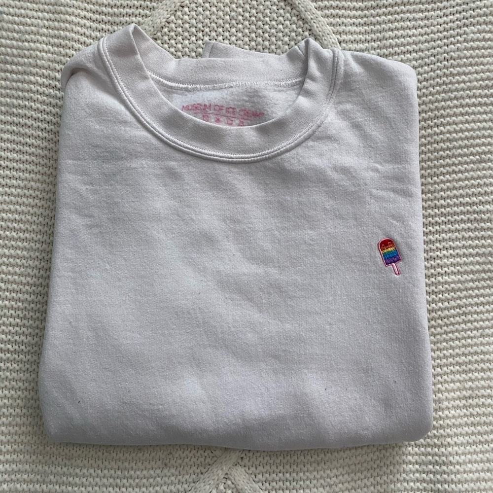 MUSEUM OF ICE CREAM CREWNECK